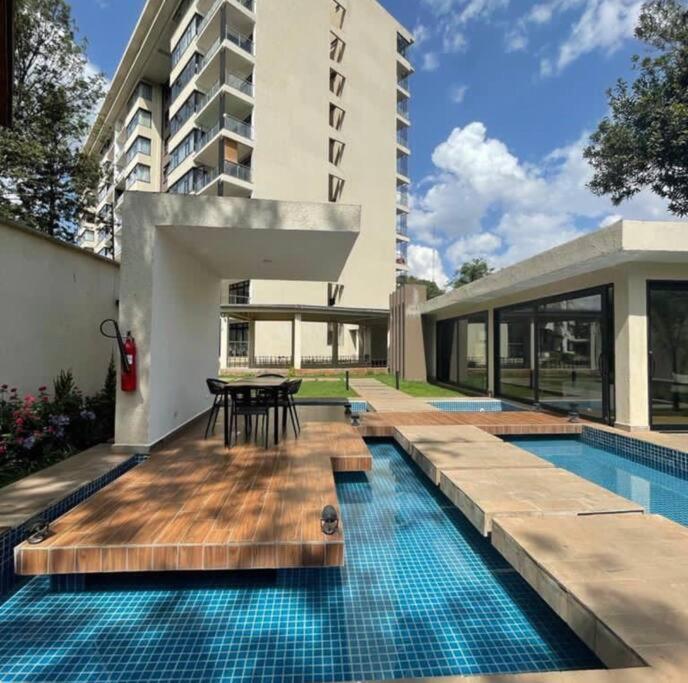 Airy Apartment W/ Pool + Gym Nairobi Exterior foto